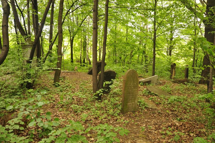 Cmentarz w Bieruniu