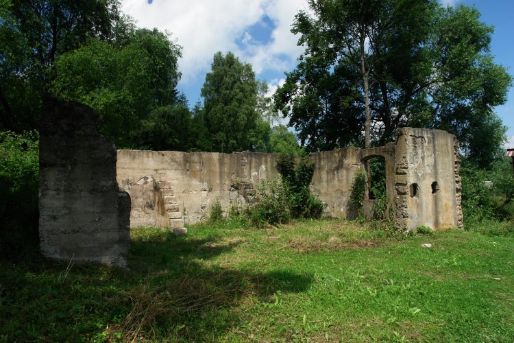 Synagogue in Lutowiska